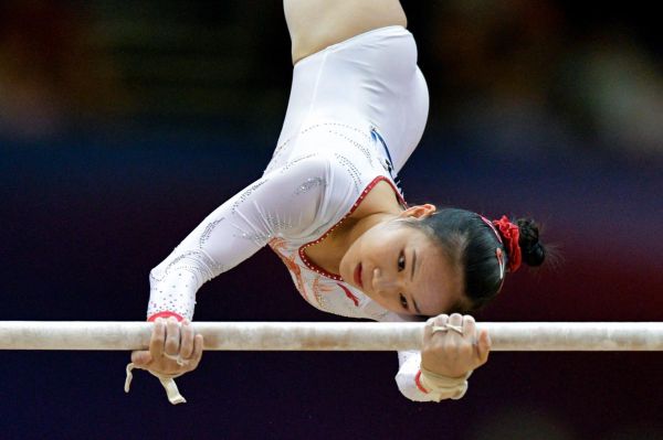 2010体操世锦赛女子高低杠冠军？伦敦奥运会高低杠决赛