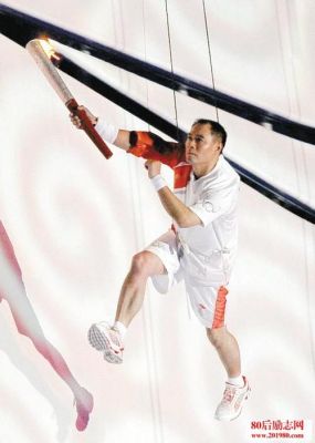 李宁的故事？北京奥运会断臂事件
