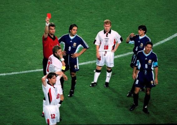 2004年世界杯谁是冠军？04年奥运会美国vs德国